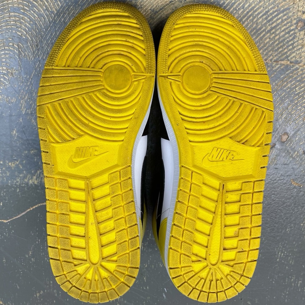 Nike Jordan 1 Mid SE Lakers 852542-071 Yellow Toe 10.5 - Picture 9 of 10